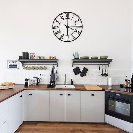 Treize Maison 3 Bed House In Centre Of Saint Severin Luaran gambar
