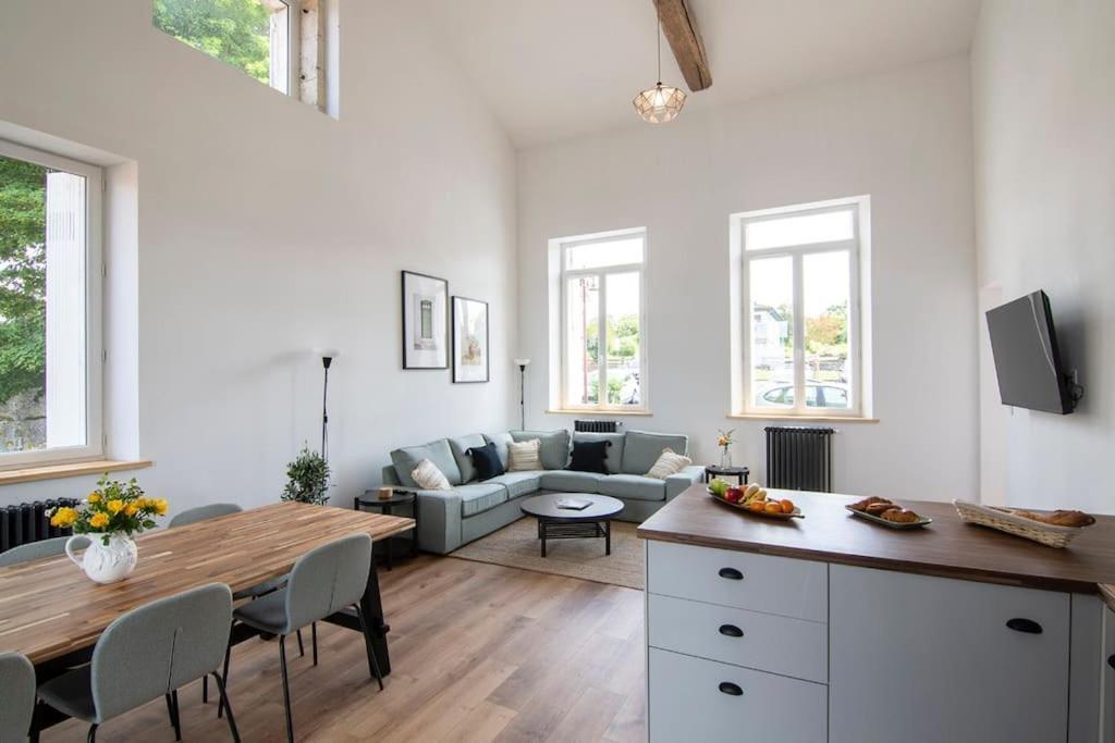 Treize Maison 3 Bed House In Centre Of Saint Severin Luaran gambar