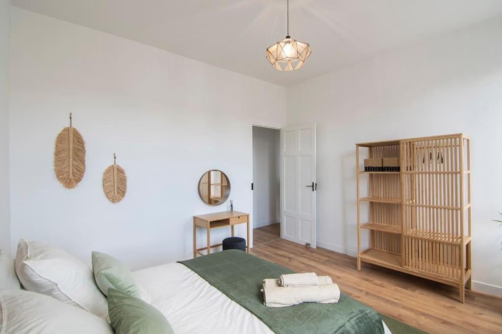 Treize Maison 3 Bed House In Centre Of Saint Severin Luaran gambar