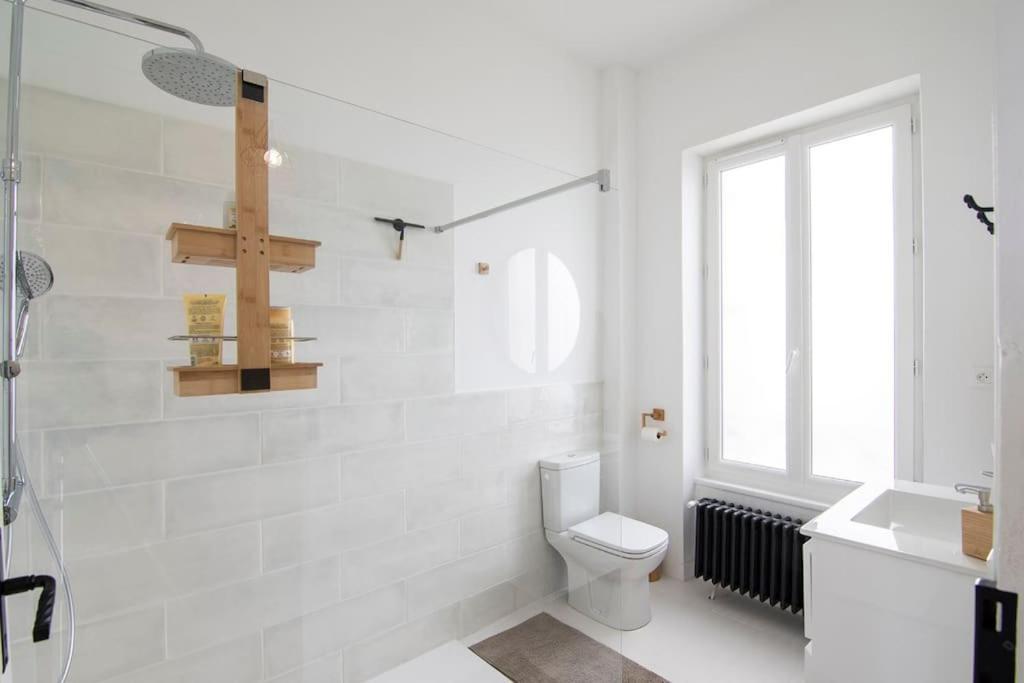 Treize Maison 3 Bed House In Centre Of Saint Severin Luaran gambar