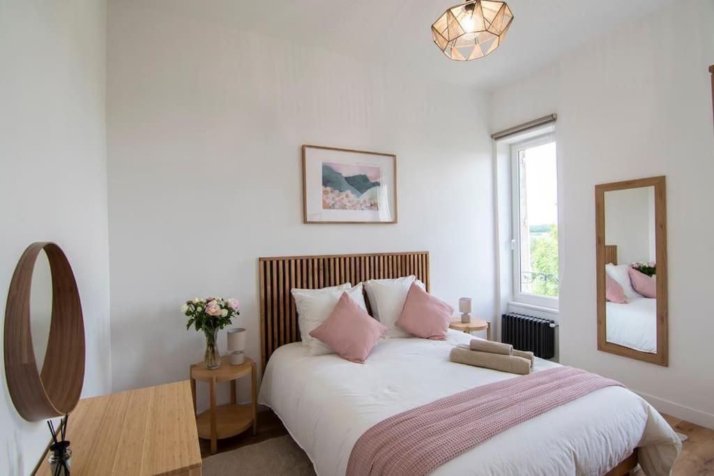 Treize Maison 3 Bed House In Centre Of Saint Severin Luaran gambar